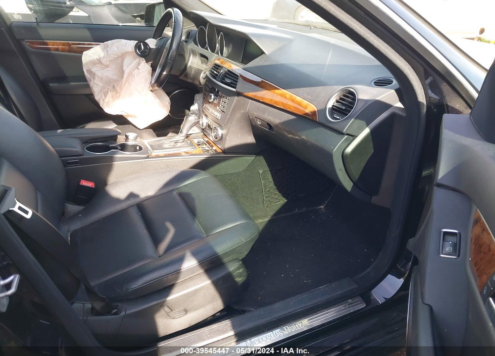 2012 MERCEDES-BENZ C 300 VIN: WDDGF8BB9CA624006
