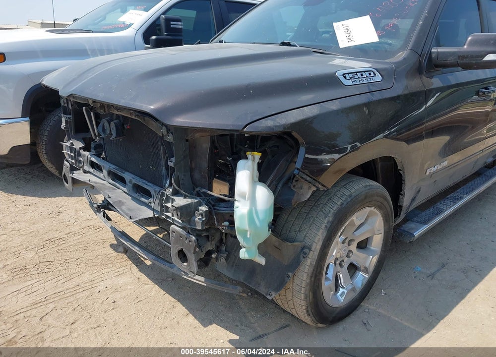2019 RAM 1500 VIN: 1C6RREFT4KN641614