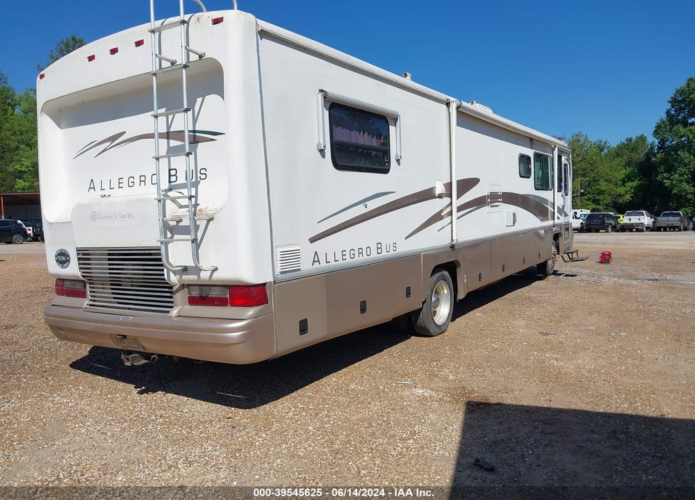 1997 FREIGHTLINER CHASSIS V LINE MOTOR HOME VIN: 4UZ6VLCA3VC722923
