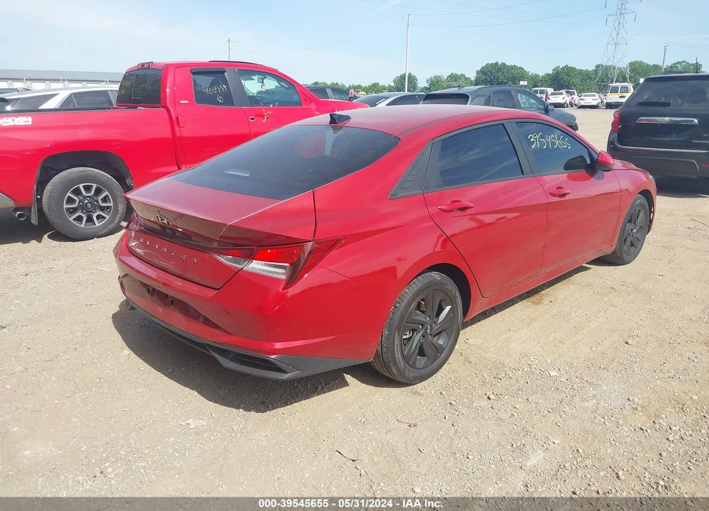 2022 HYUNDAI ELANTRA SEL VIN: KMHLM4AG3NU339173