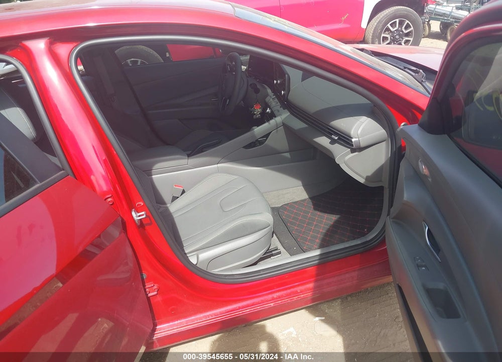 2022 HYUNDAI ELANTRA SEL VIN: KMHLM4AG3NU339173