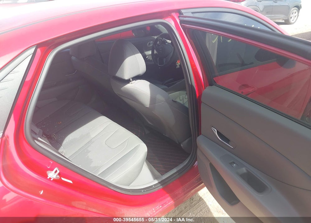 2022 HYUNDAI ELANTRA SEL VIN: KMHLM4AG3NU339173