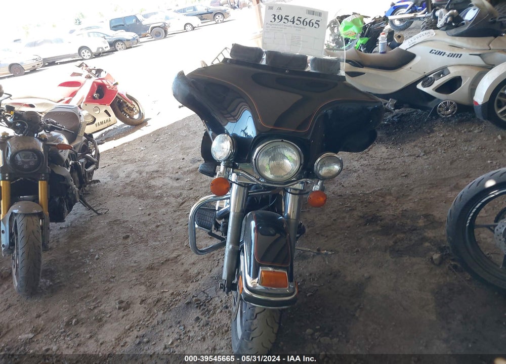 2001 HARLEY-DAVIDSON FLHT CLASSIC VIN: 1HD1DJV121Y624707