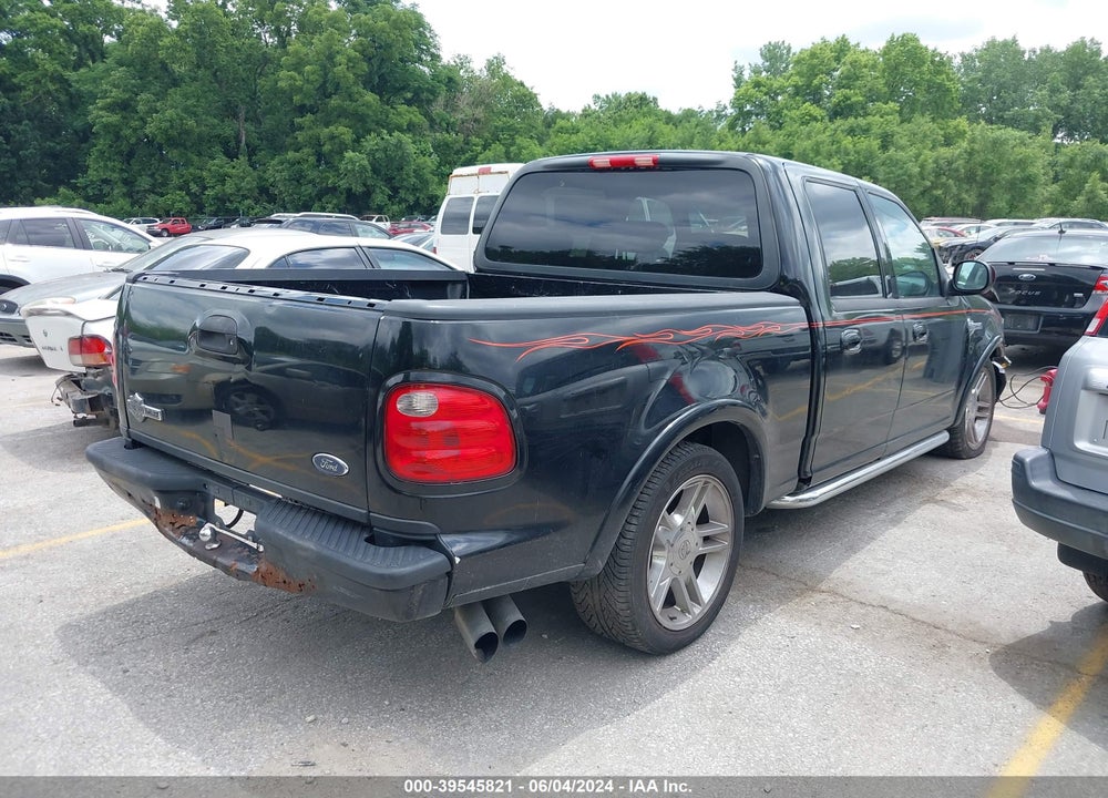2002 FORD F-150 LARIAT VIN: 1FTRW07352KC84934