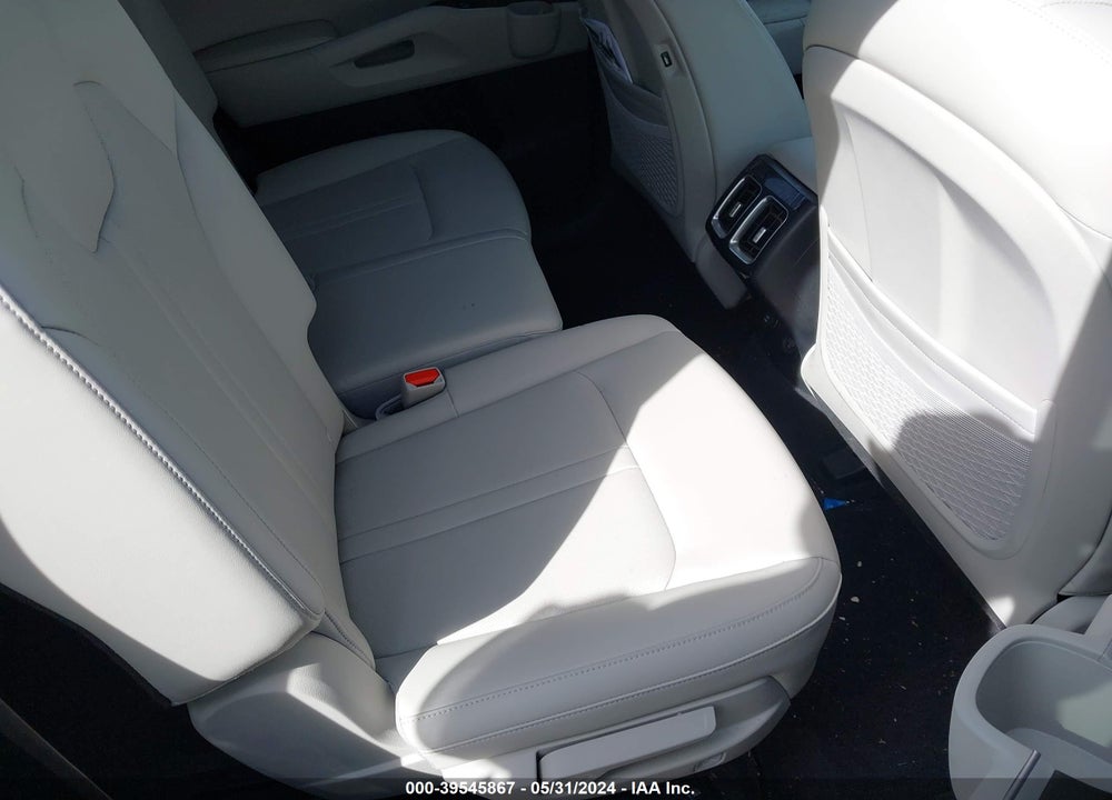 2023 KIA SORENTO S VIN: 5XYRL4LC5PG182570