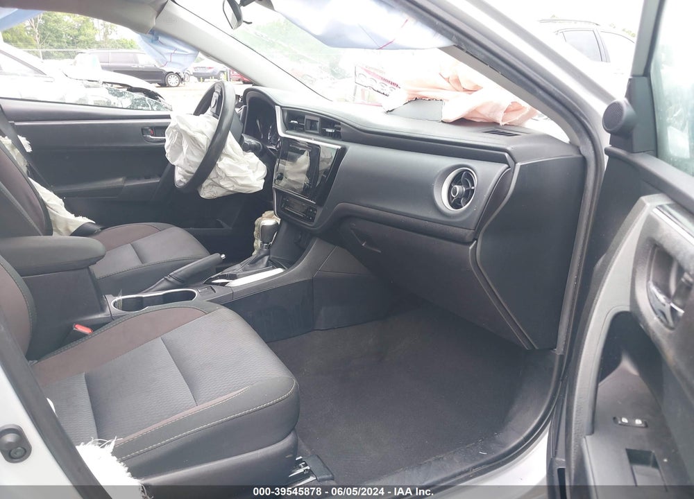 2018 TOYOTA COROLLA LE VIN: 2T1BURHE9JC072825