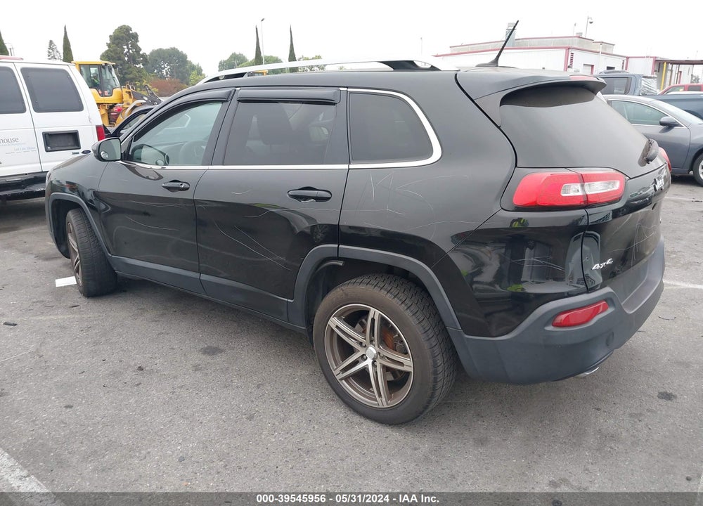 2017 JEEP CHEROKEE LATITUDE 4X4 VIN: 1C4PJMCB5HW512989