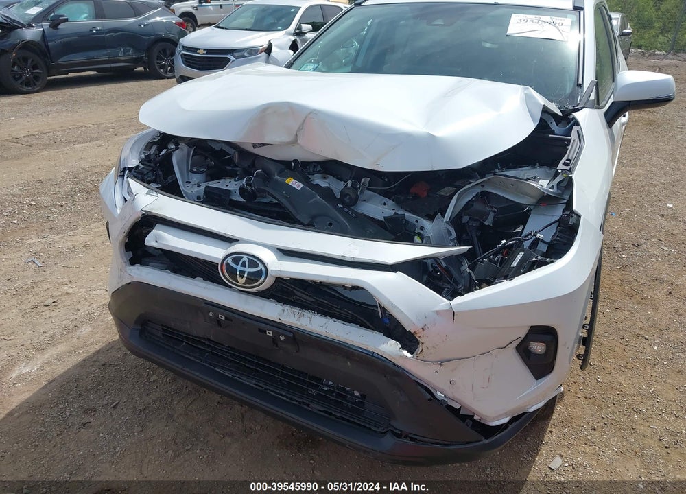 2024 TOYOTA RAV4 XLE PREMIUM VIN: 2T3A1RFV6RW425773