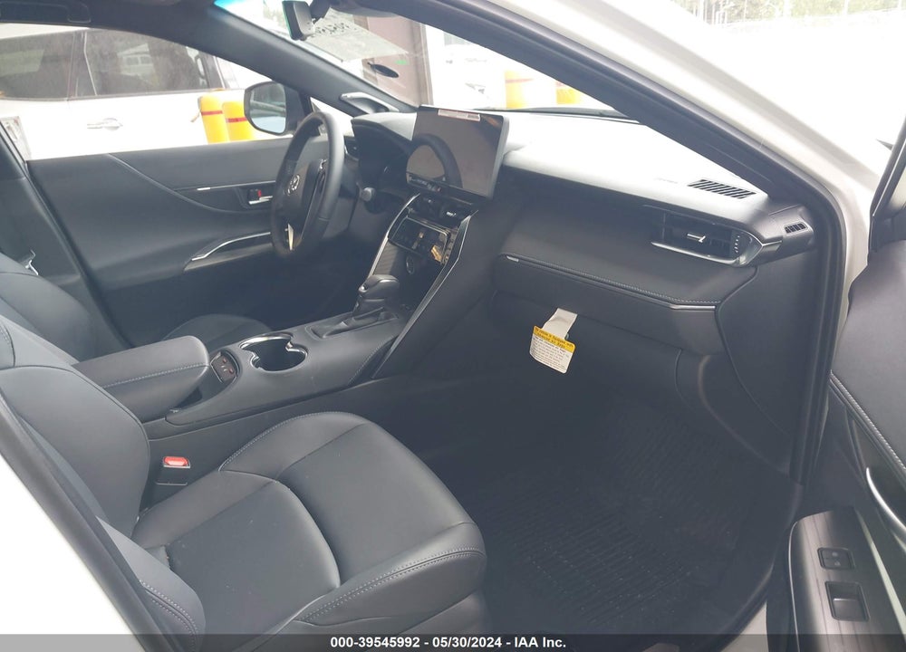 2024 TOYOTA VENZA XLE VIN: JTEAAAAH1RJ162010