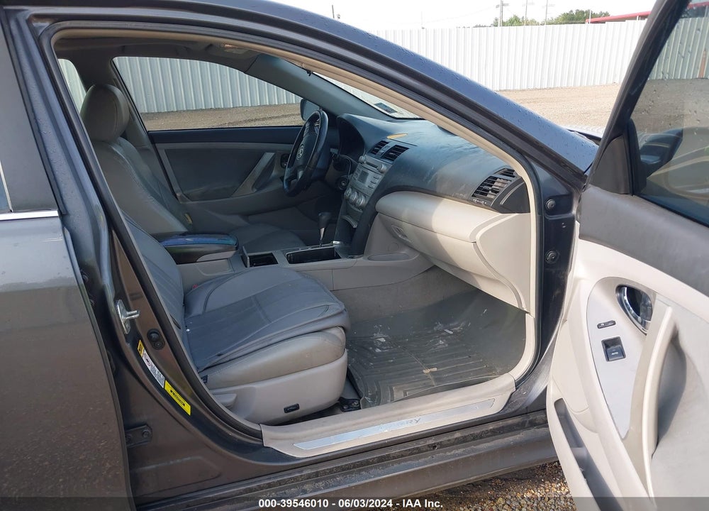 2011 TOYOTA CAMRY SE/LE/XLE VIN: 4T1BF3EK2BU614008
