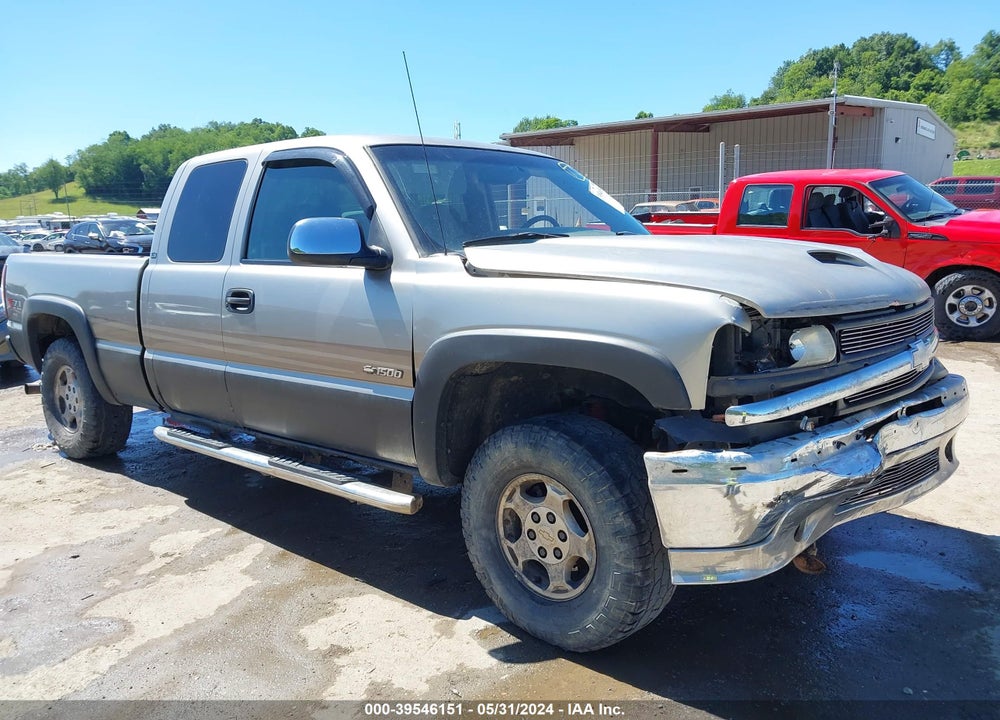 2001 CHEVROLET SILVERADO 1500 LS VIN: 1GCEK19TX1E138247