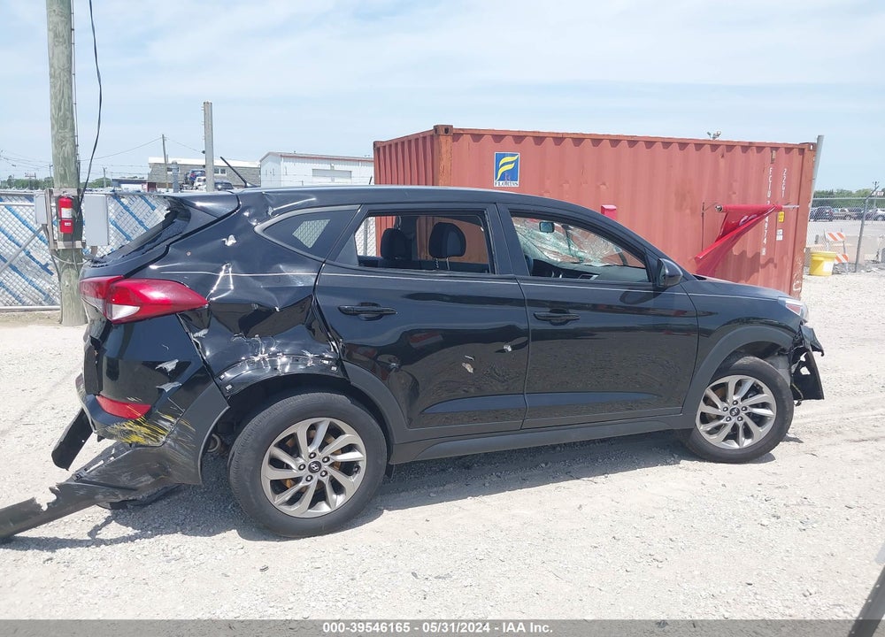 2018 HYUNDAI TUCSON SE VIN: KM8J23A47JU743830