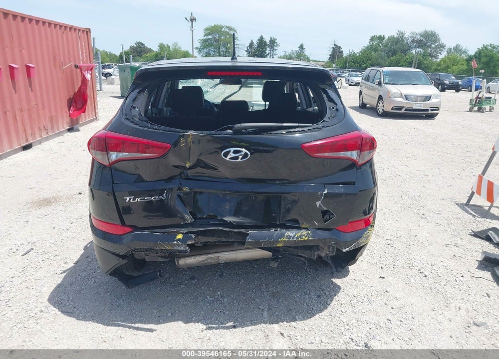 2018 HYUNDAI TUCSON SE VIN: KM8J23A47JU743830