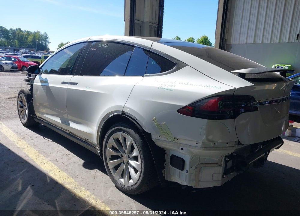 2020 TESLA MODEL X LONG RANGE DUAL MOTOR ALL-WHEEL DRIVE/LONG RANGE PLUS DUAL MOTOR ALL-WHEEL DRIVE VIN: 5YJXCDE21LF304273