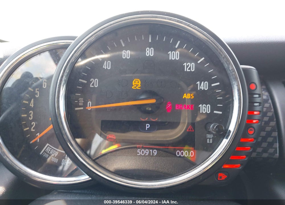 2015 MINI HARDTOP COOPER S VIN: WMWXP7C58F2A38387