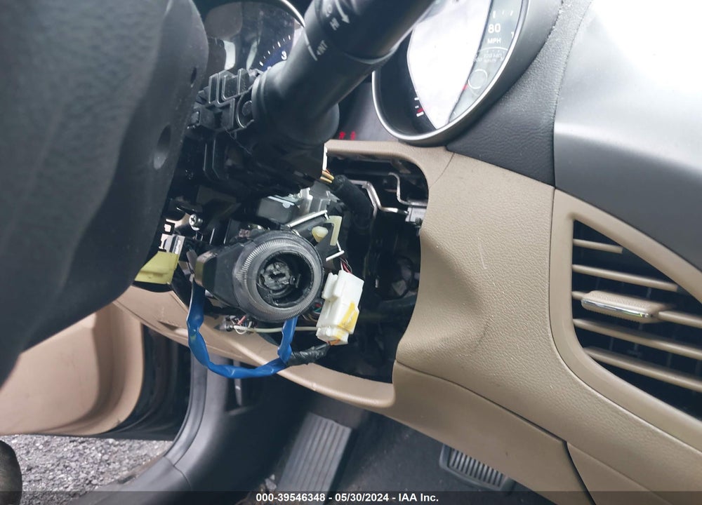 2012 HYUNDAI ELANTRA GLS VIN: 5NPDH4AE5CH093164