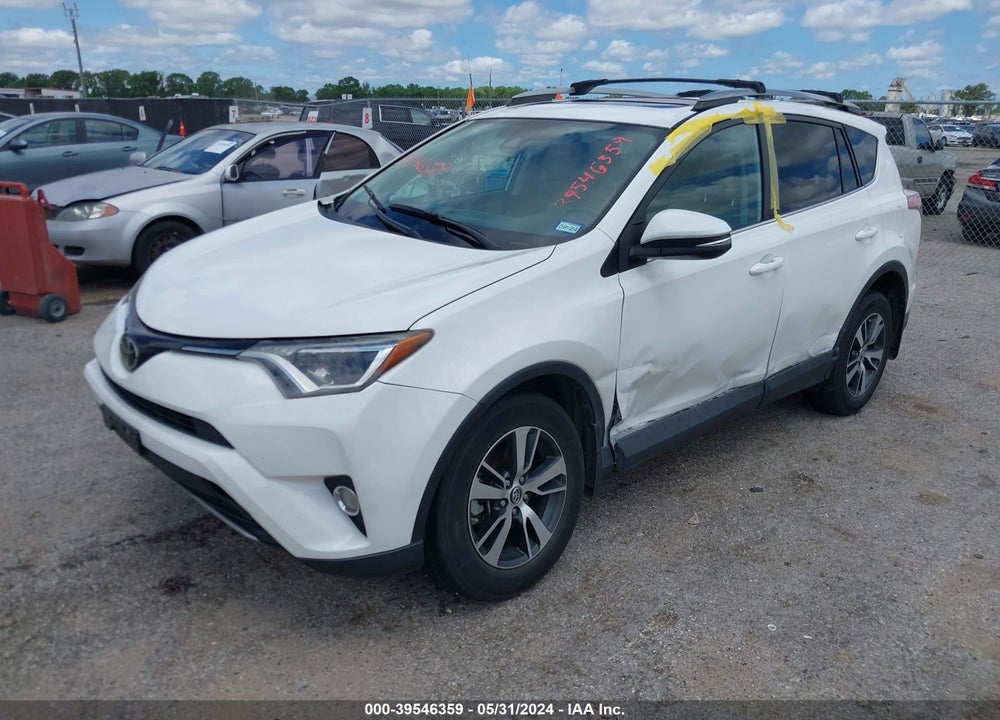 2017 TOYOTA RAV4 XLE VIN: 2T3WFREV3HW404242