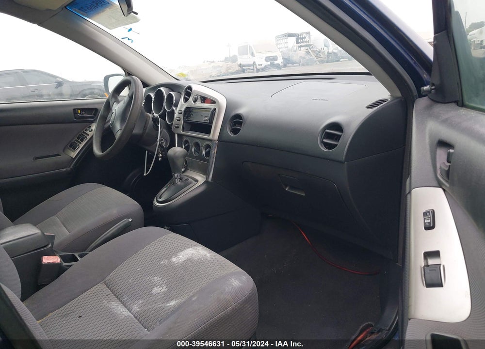 2005 TOYOTA MATRIX VIN: 2T1KR32E25C442221