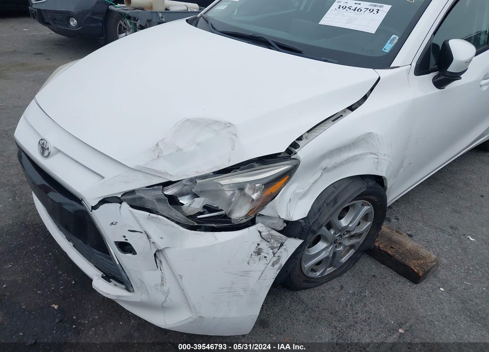2017 TOYOTA YARIS IA VIN: 3MYDLBYV5HY179207