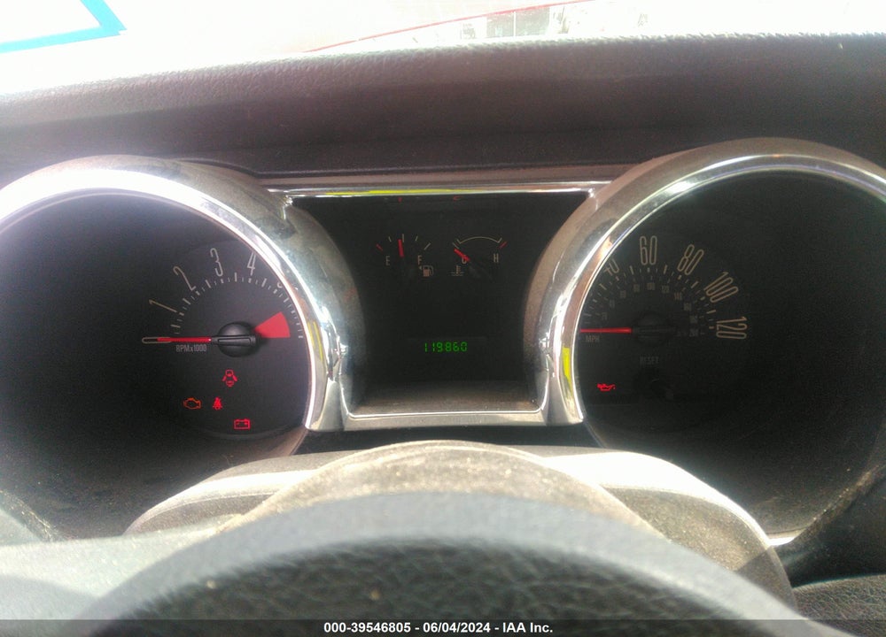 2008 FORD MUSTANG V6 DELUXE VIN: 1ZVHT80N385130015