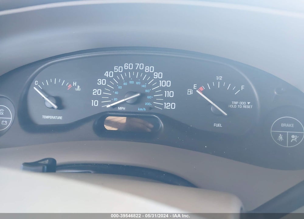 2002 BUICK CENTURY CUSTOM VIN: 2G4WS52J621212895