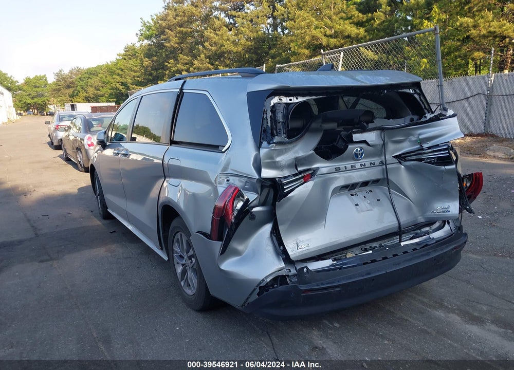 2022 TOYOTA SIENNA XLE VIN: 5TDYSKFC7NS055866