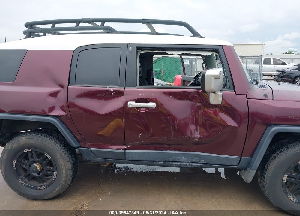 2007 TOYOTA FJ CRUISER VIN: JTEBU11F970046289