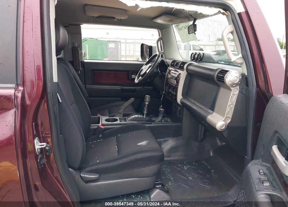 2007 TOYOTA FJ CRUISER VIN: JTEBU11F970046289