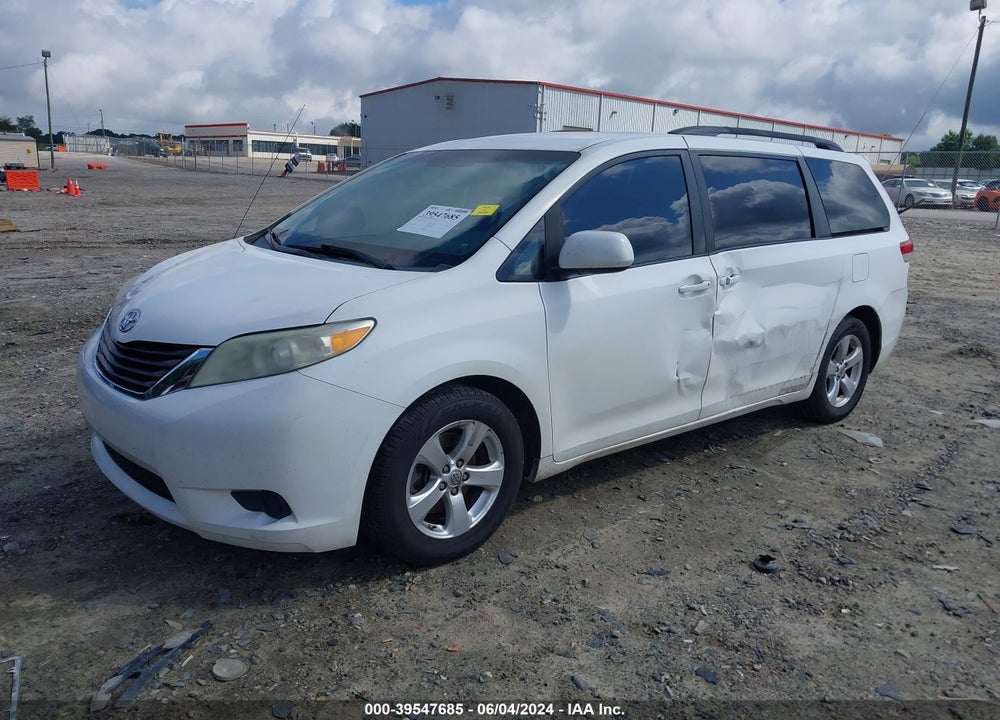 2011 TOYOTA SIENNA LE V6 VIN: 5TDKK3DC7BS132018