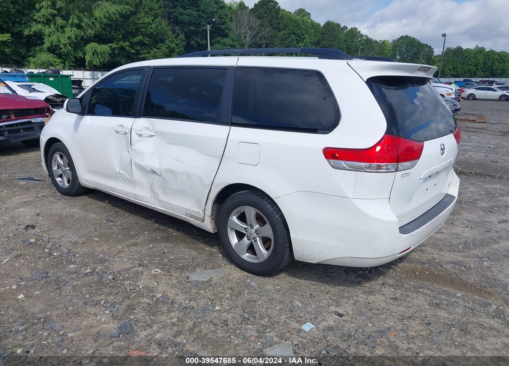 2011 TOYOTA SIENNA LE V6 VIN: 5TDKK3DC7BS132018