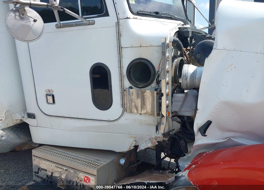 2005 PETERBILT 379 VIN: 1XP5DB9XX5N846019