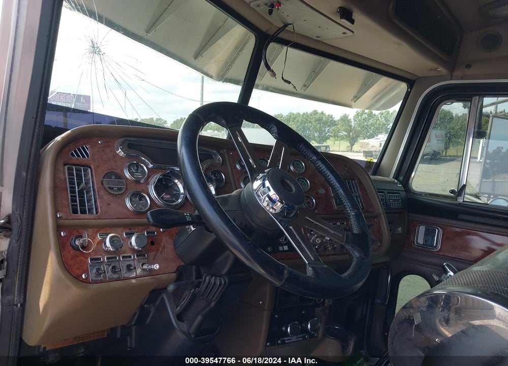 2005 PETERBILT 379 VIN: 1XP5DB9XX5N846019