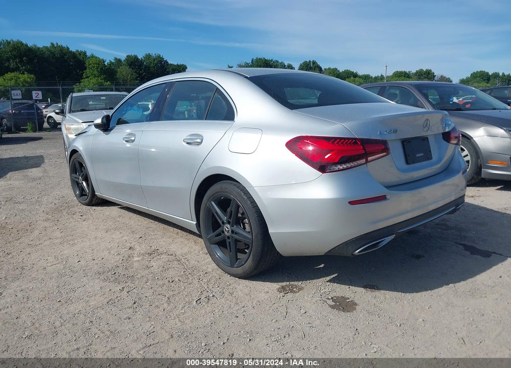 2020 MERCEDES-BENZ A 220 4MATIC VIN: W1K3G4FB3LJ196562