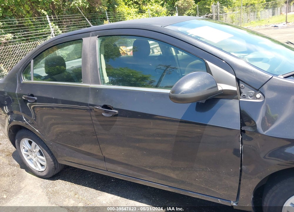 2014 CHEVROLET SONIC LT AUTO VIN: 1G1JC5SH9E4229443