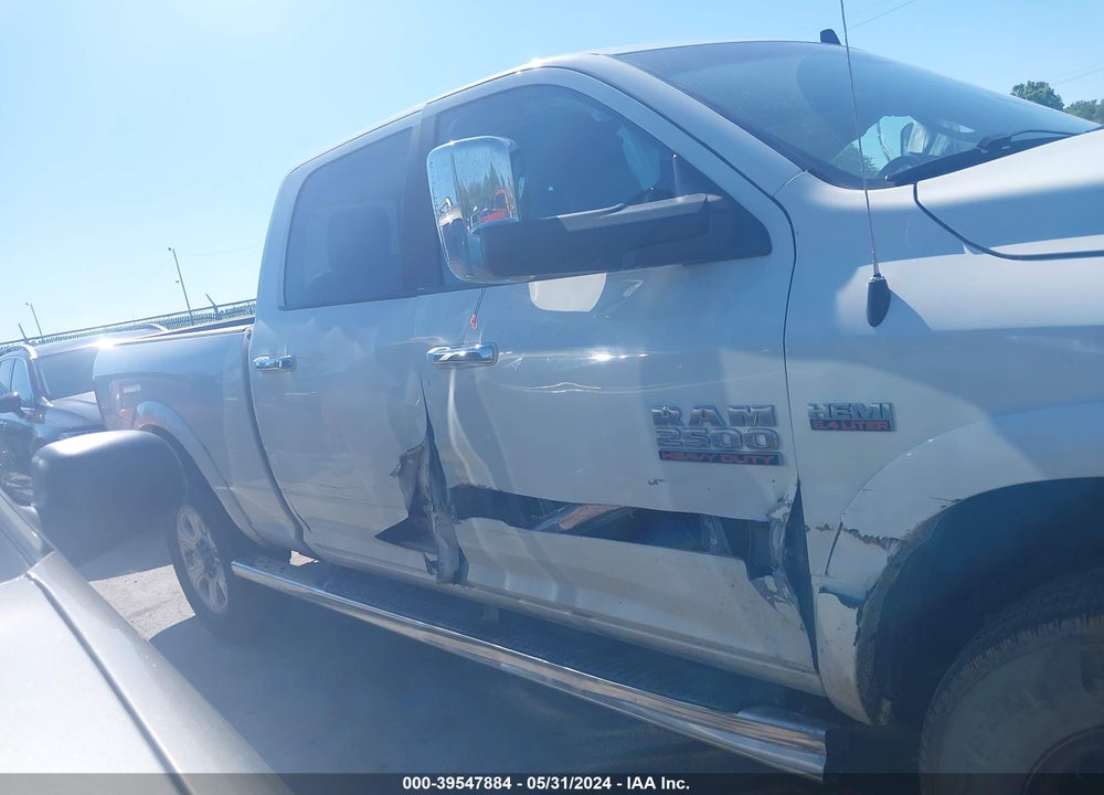 2018 RAM 2500 LAIE  4X4 6'4 BOX VIN: 3C6UR5FJ8JG368225