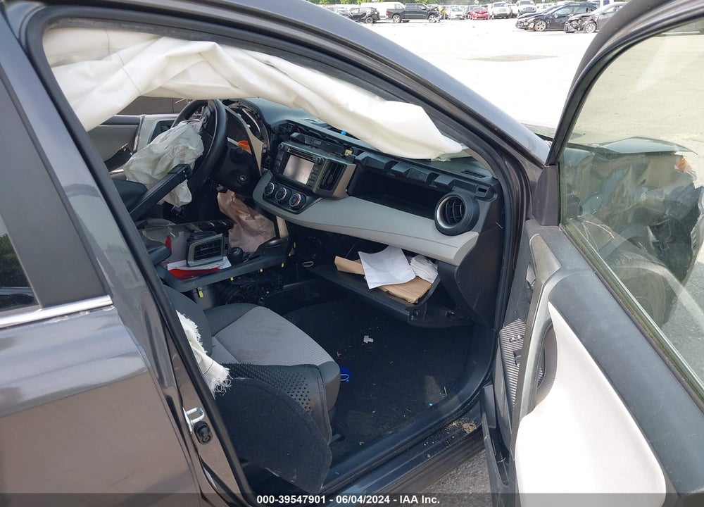2015 TOYOTA RAV4 LE VIN: JTMBFREV5FJ020618