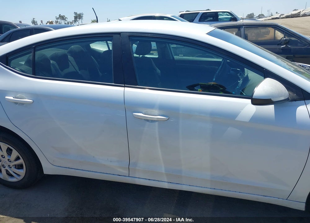 2020 HYUNDAI ELANTRA SE VIN: 5NPD74LF9LH603069