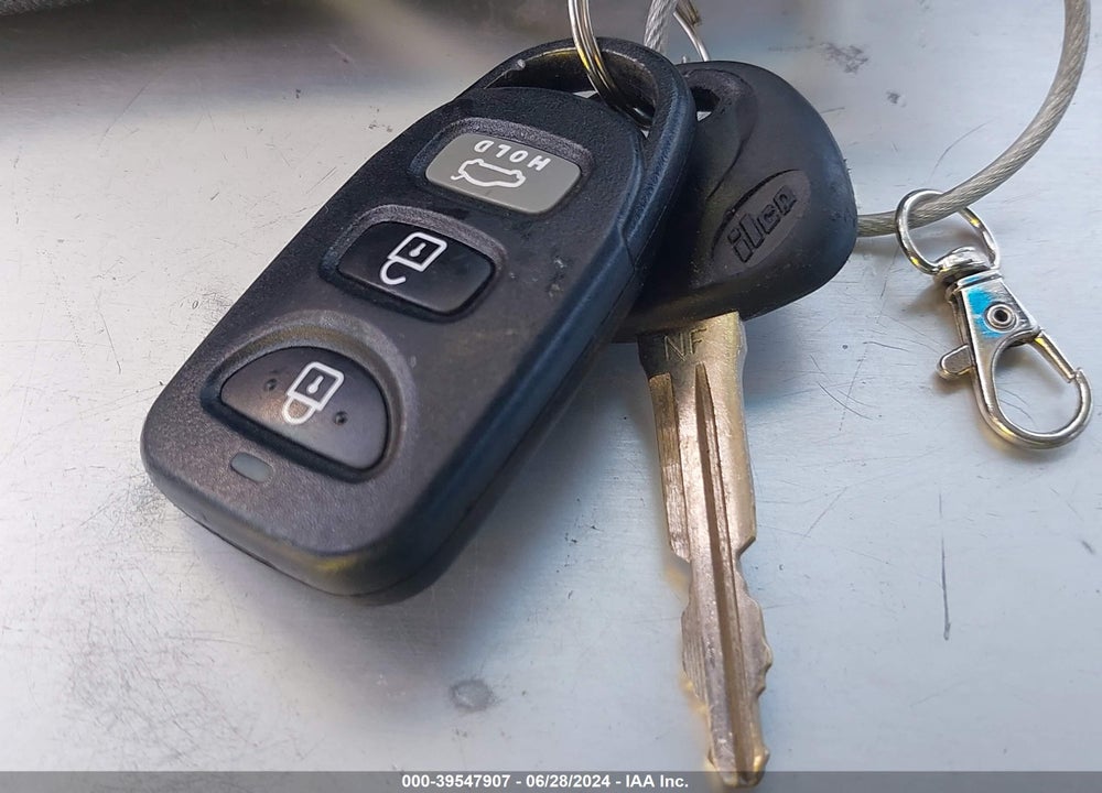 2020 HYUNDAI ELANTRA SE VIN: 5NPD74LF9LH603069