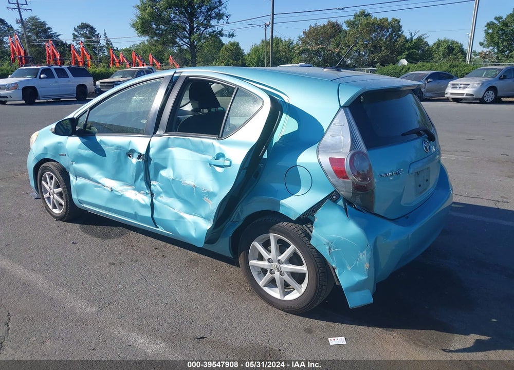 2012 TOYOTA PRIUS C THREE VIN: JTDKDTB30C1008152