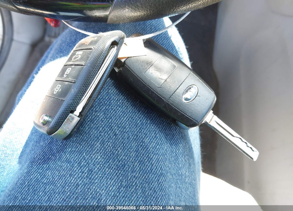2016 KIA SEDONA VIN: KNDMA5C14G6173950