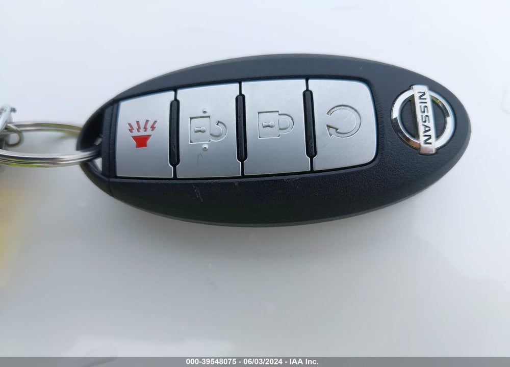 2015 NISSAN PATHFINDER SV VIN: 5N1AR2MM0FC707377