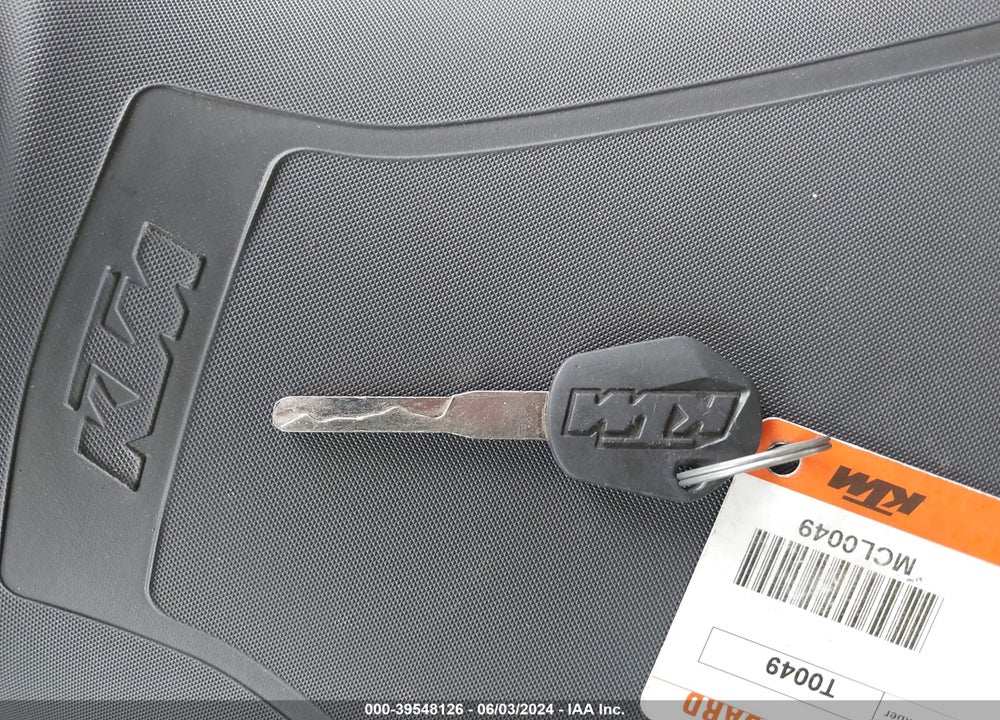 2022 KTM 390 DUKE VIN: MD2JPJ405NC259521