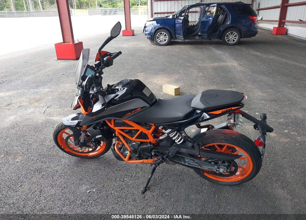 2022 KTM 390 DUKE VIN: MD2JPJ405NC259521