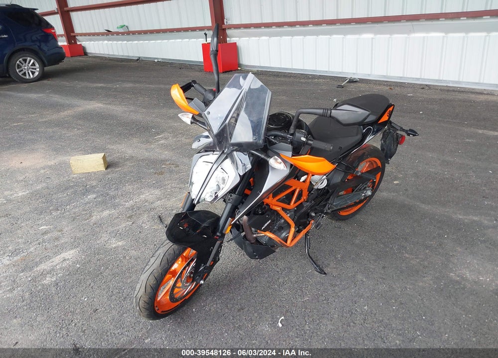 2022 KTM 390 DUKE VIN: MD2JPJ405NC259521