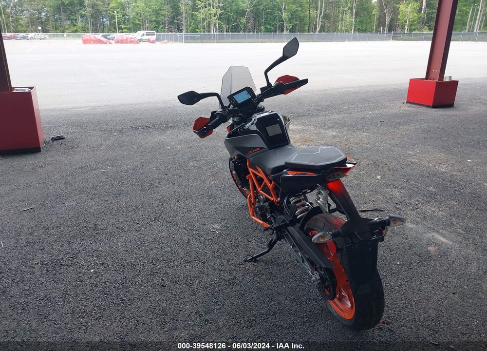 2022 KTM 390 DUKE VIN: MD2JPJ405NC259521