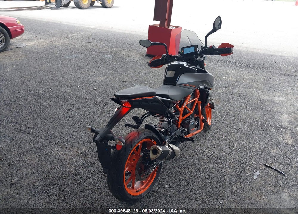 2022 KTM 390 DUKE VIN: MD2JPJ405NC259521