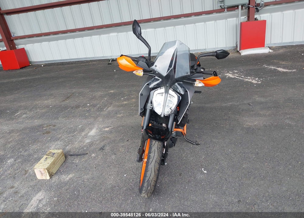 2022 KTM 390 DUKE VIN: MD2JPJ405NC259521