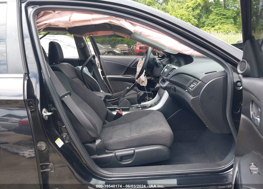 2015 HONDA ACCORD EX VIN: 1HGCR2F76FA146832
