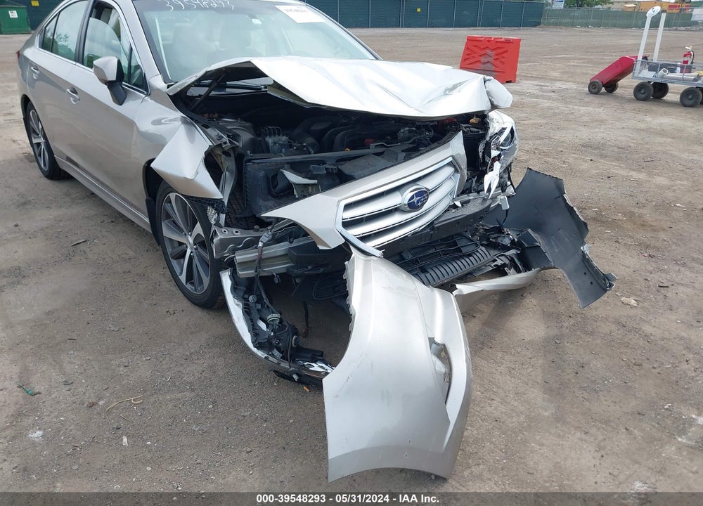 2015 SUBARU LEGACY 2.5I LIMITED VIN: 4S3BNBJ60F3073711