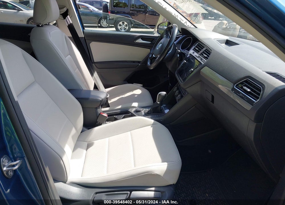 2018 VOLKSWAGEN TIGUAN 2.0T SE/2.0T SEL VIN: 3VV2B7AX2JM014845